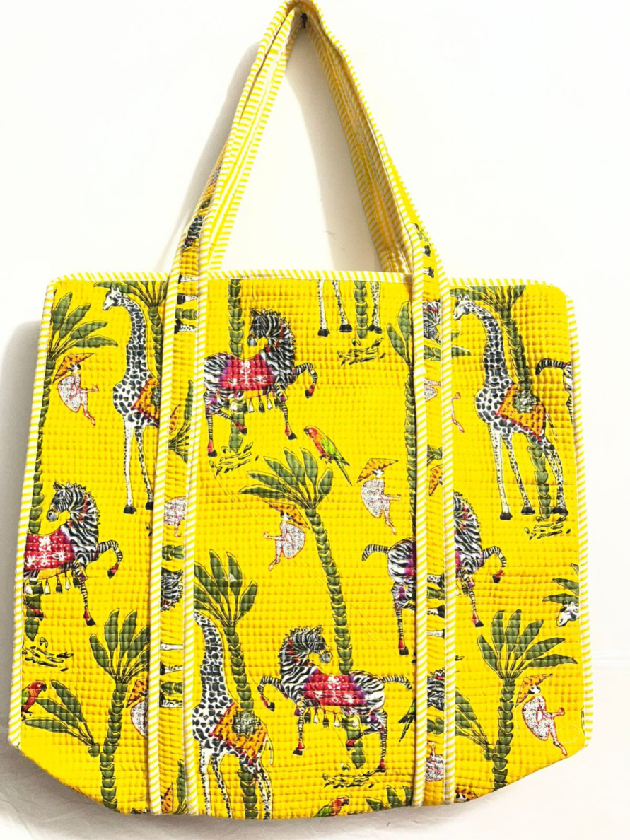 Bag 02: zebras, giraffes and palms on yellow