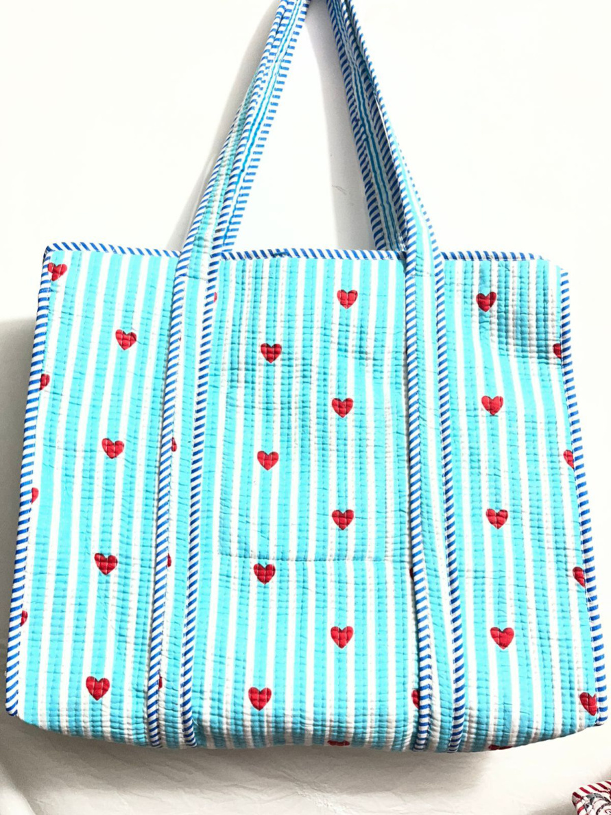 Bag 05: red hearts on aqua stripe