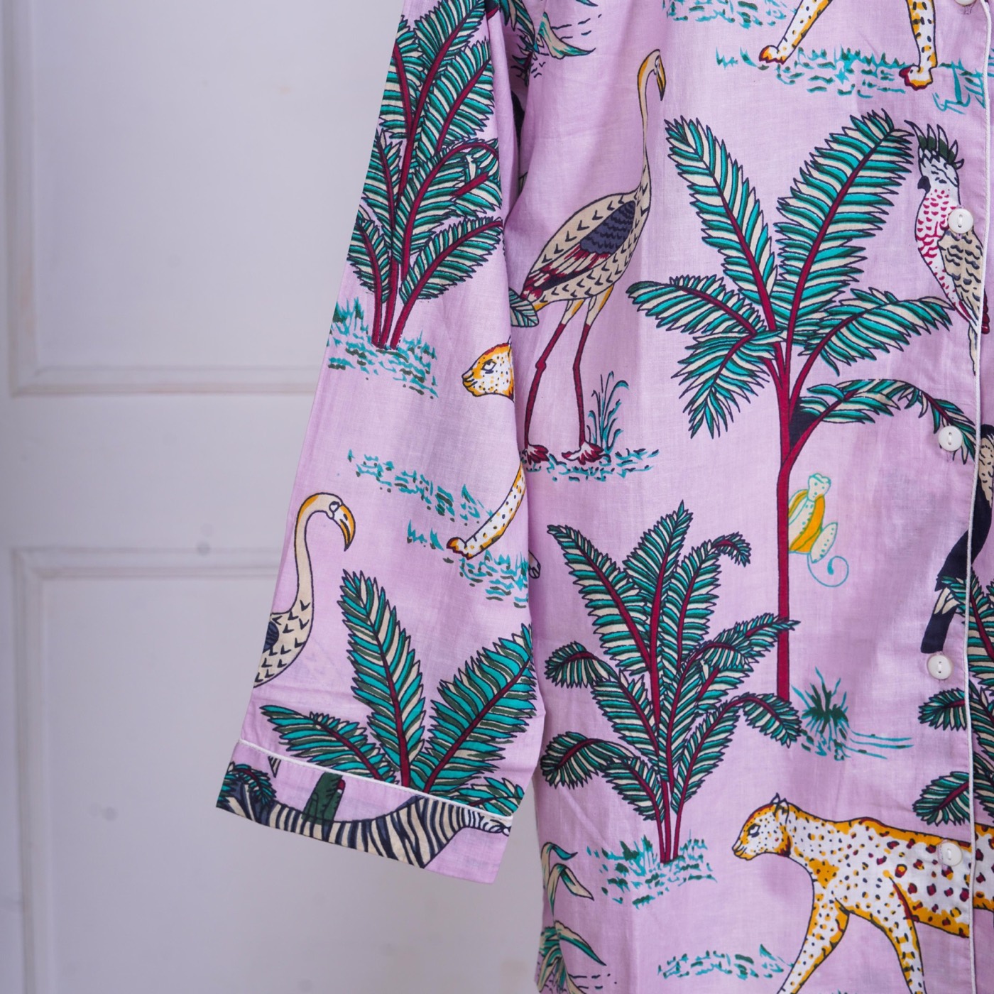Flamingo: a close view of the print
